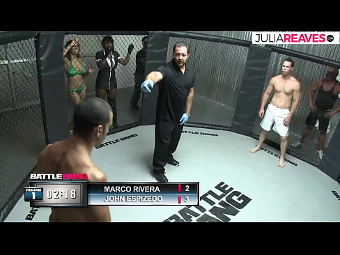 ❤️ Ultimate Fighter ቀለበቱ ውስጥ ከተጣላ በኋላ አንዲት ቁጥር ሴትን ትበዳለች። ❌ የፊንጢጣ ቪዲዮ ❌️❤